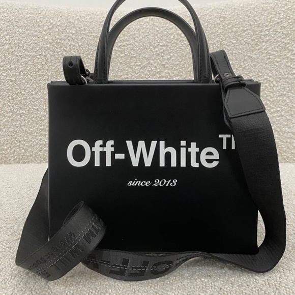 Off-White Handbags - Authentic Off-White Sculpture leather Crossbody Bag